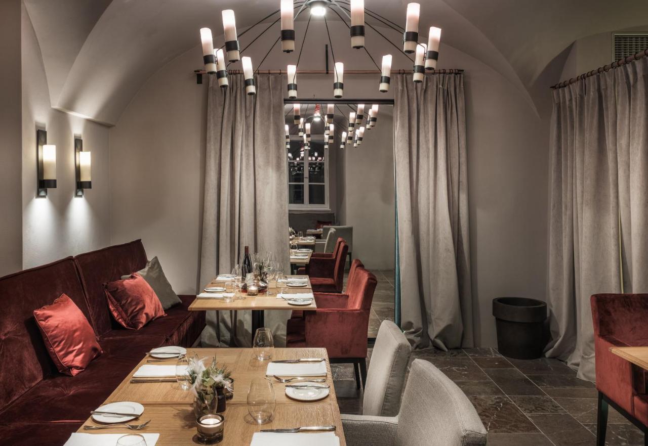 Chateau Clara Futura Dolni Brezany ภายนอก รูปภาพ